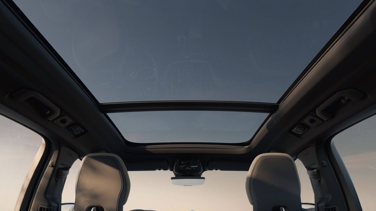 2026 Volvo XC60 Plus B5 AWD