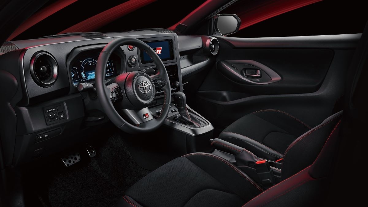2026 Toyota GR Yaris 1.6 AT