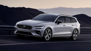 2025 - Volvo V60