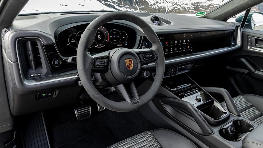 2024 Porsche Cayenne Coupe S