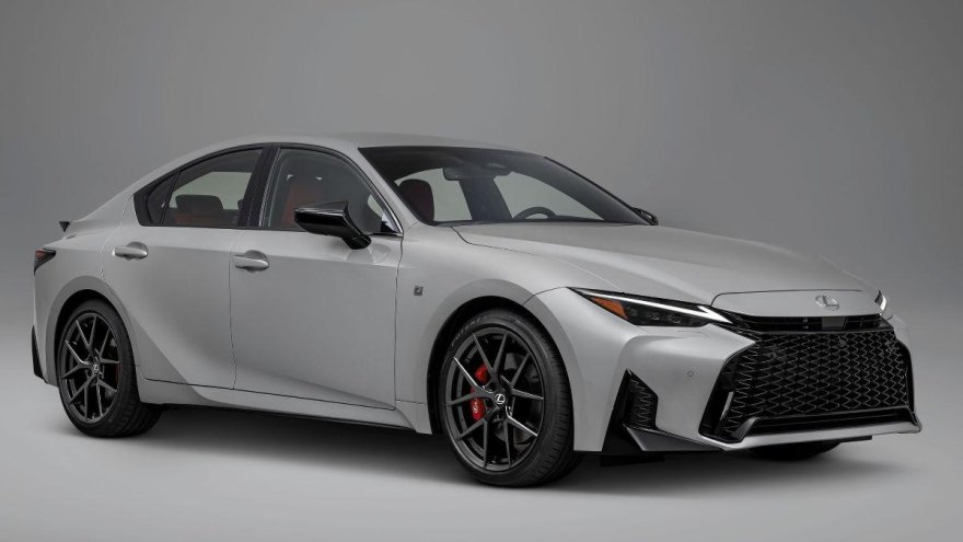 2026 Lexus IS 300h F Sport版