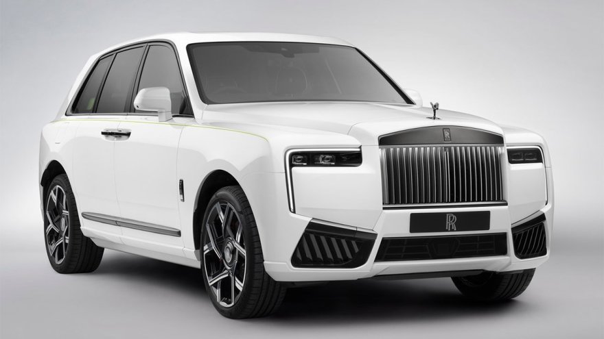 2026 Rolls-Royce Cullinan 6.75 V12 Black Badge