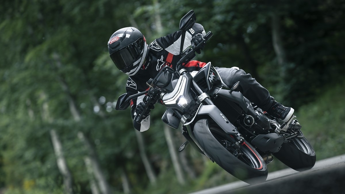 2024 CFMOTO NK S 450 ABS