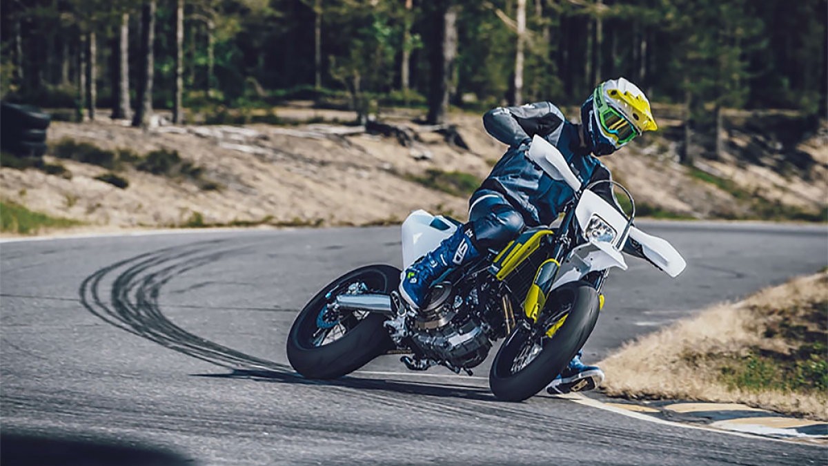 2022 Husqvarna Supermoto 701 ABS