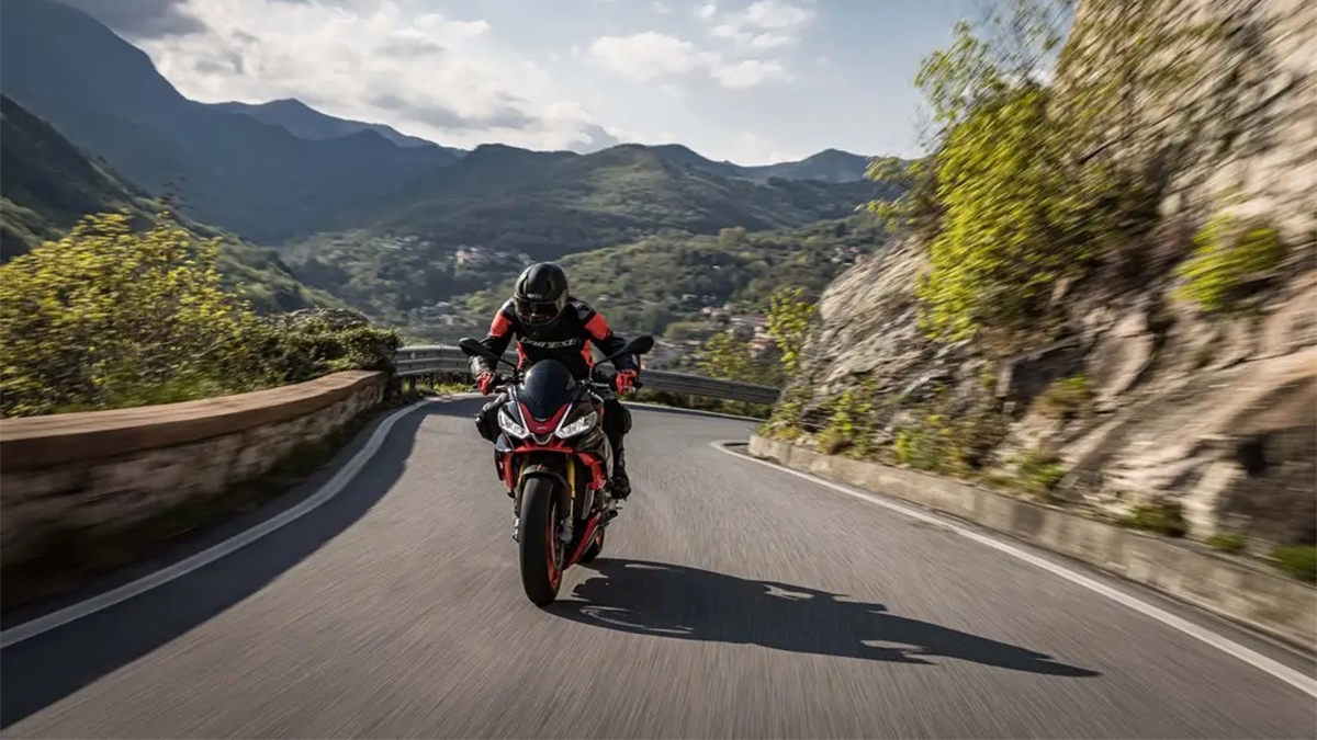 2022 Aprilia Tuono V4 1100 Factory ABS