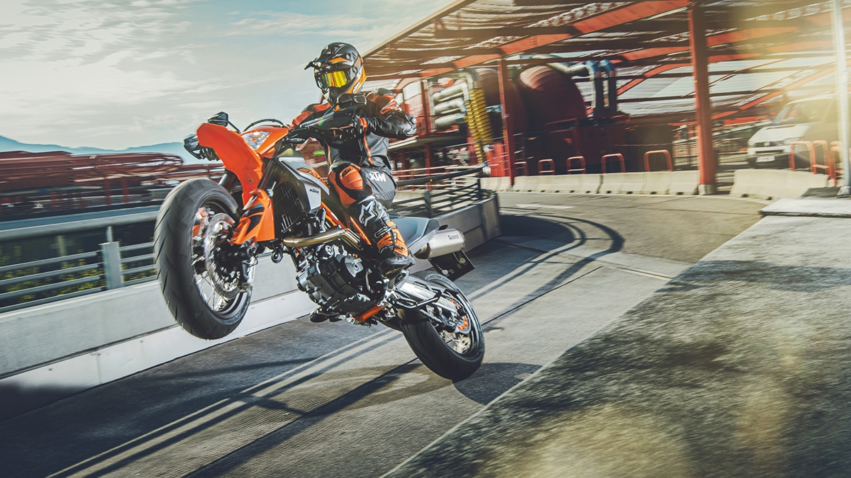 2021 KTM 690 SMC R