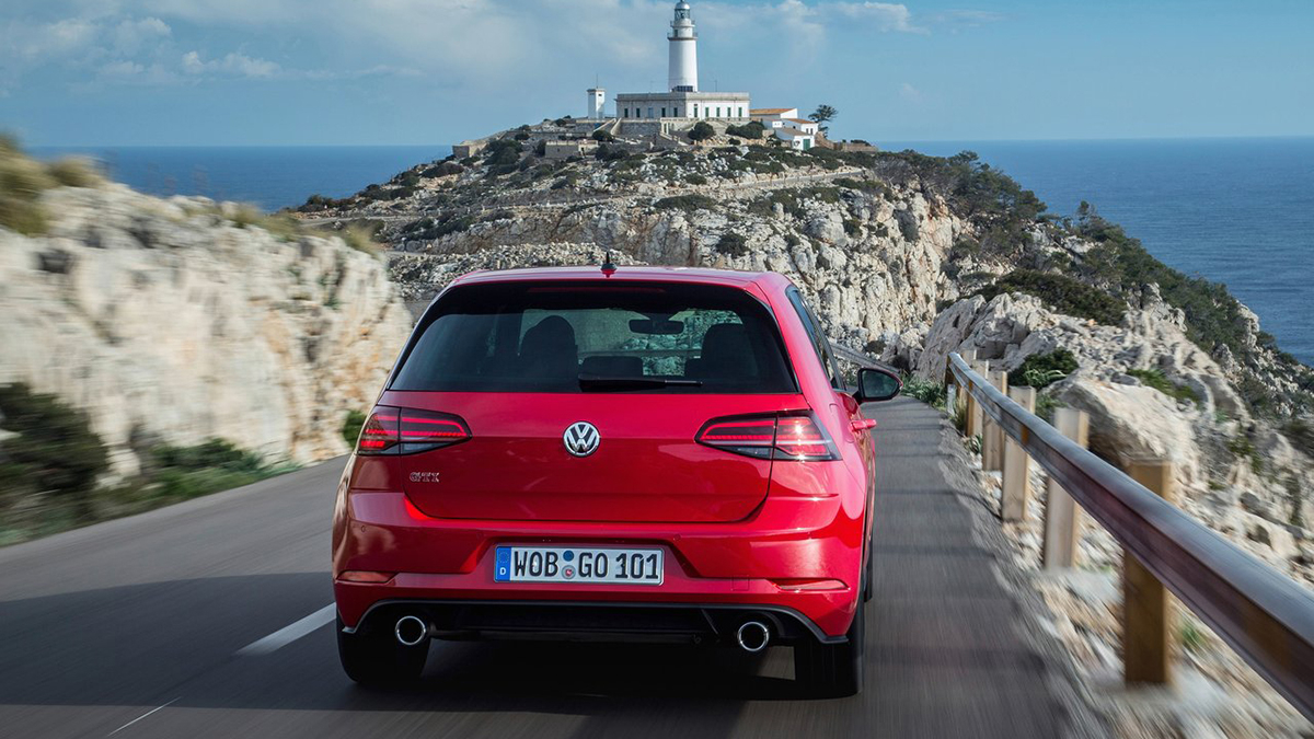 2020 Volkswagen Golf GTI Performance Pure