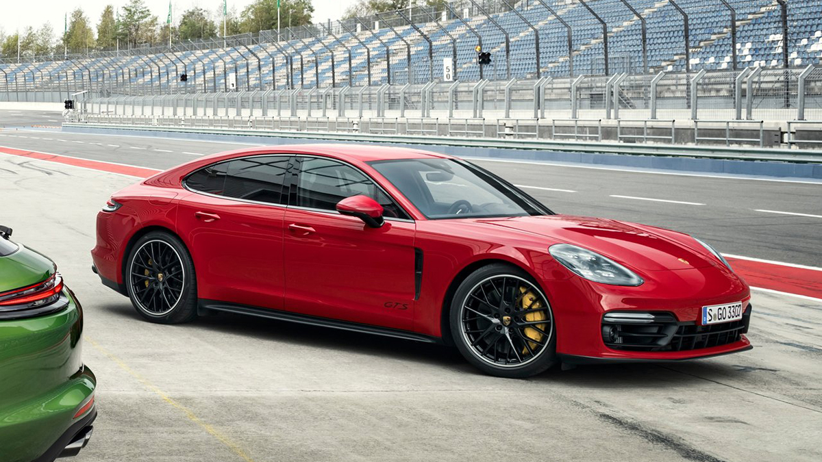 2019 Porsche Panamera GTS