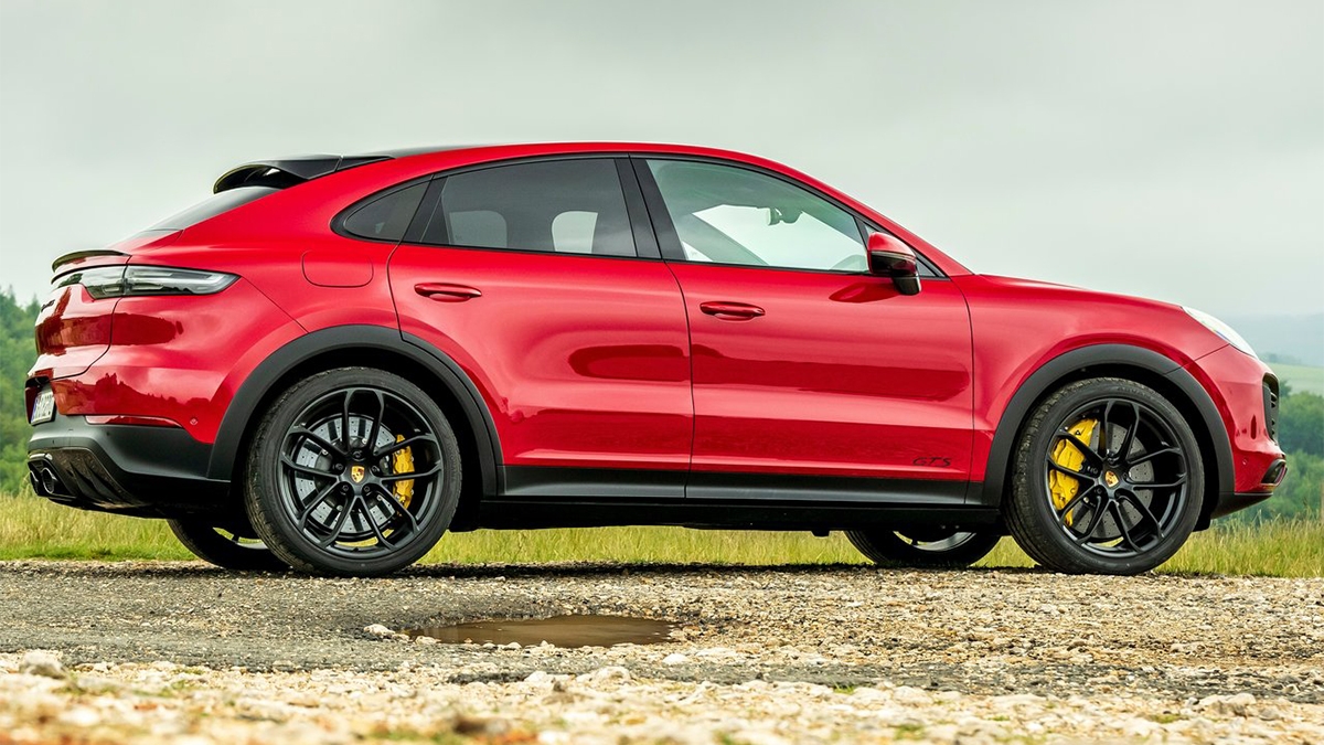 2022 Porsche Cayenne Coupe GTS