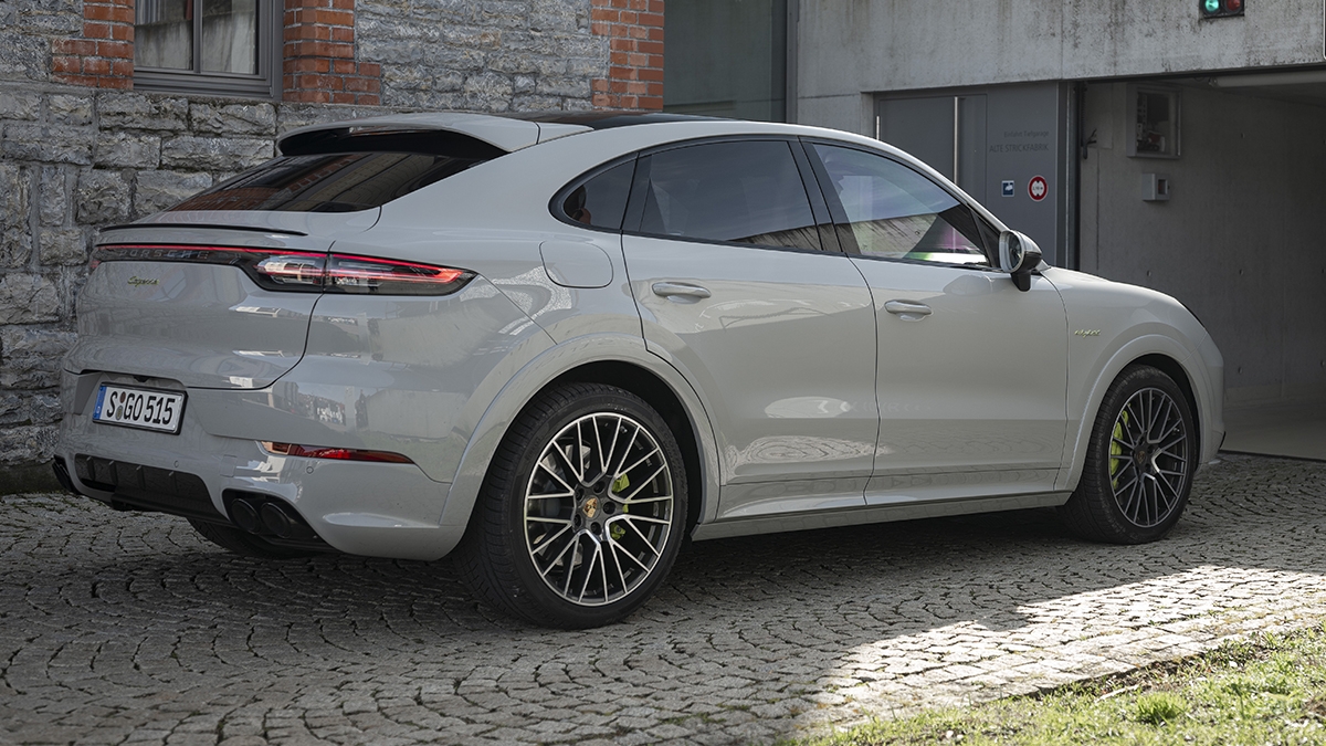 2023 Porsche Cayenne Coupe E-Hybrid