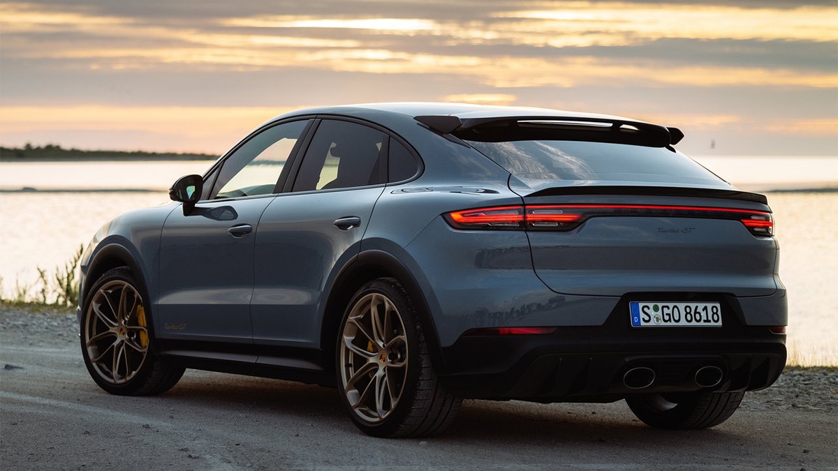 2023 Porsche Cayenne Coupe Turbo GT