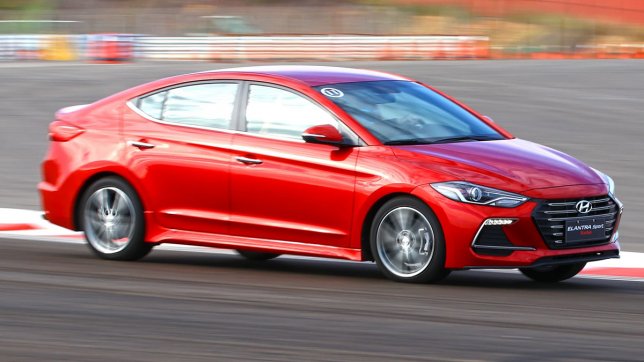 2019 Hyundai Elantra Sport