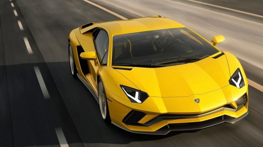 2020 Lamborghini Aventador S Coupe