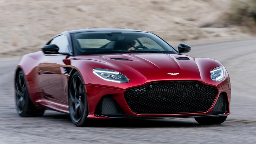 2021 Aston Martin DBS