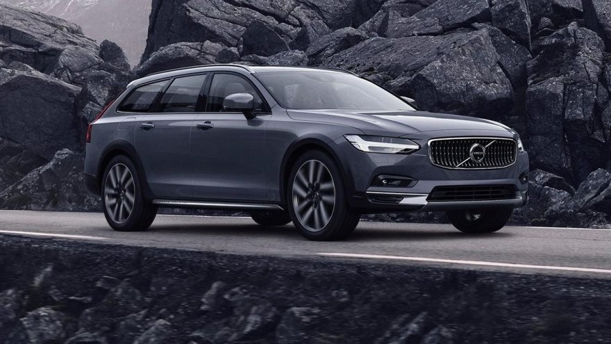 2021 Volvo V90 Cross Country