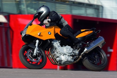 BMW_F Series_800 S