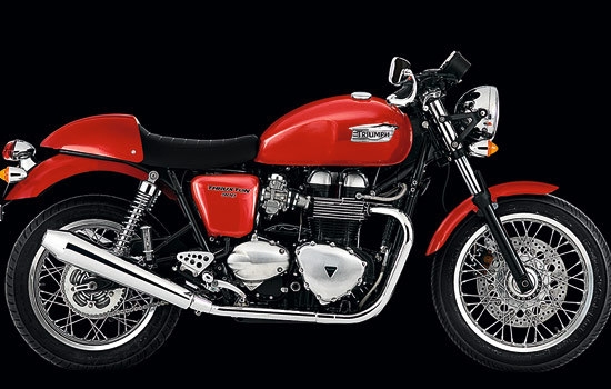 Triumph_THRUXTON_900