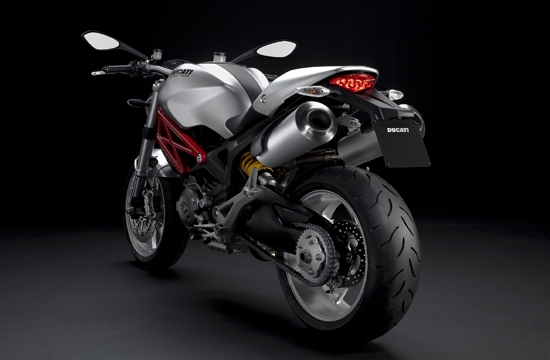 Ducati_Monster_1100