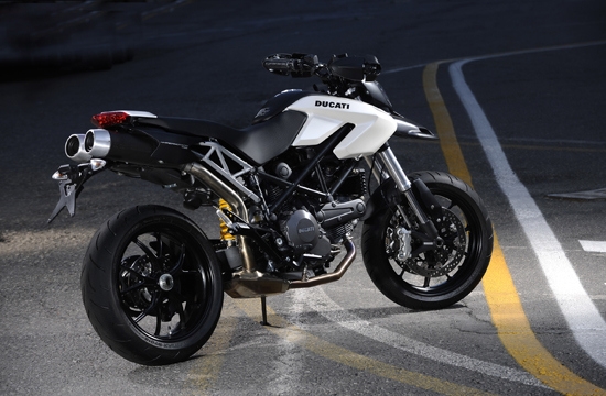 Ducati_Hypermotard_796