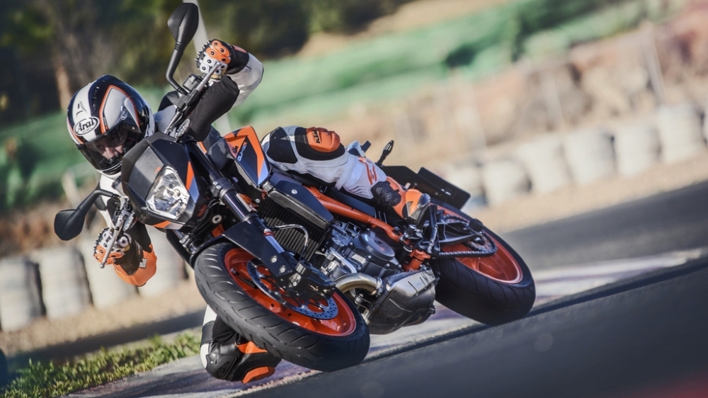 KTM_Duke_690 R