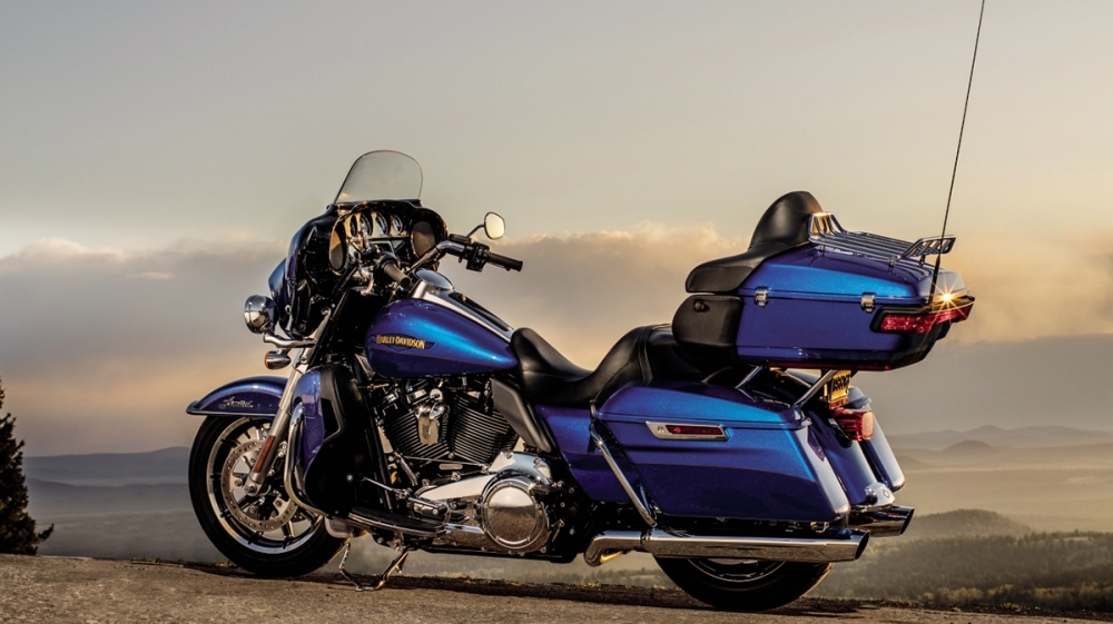 Harley-Davidson_Touring_Ultra Limited Low