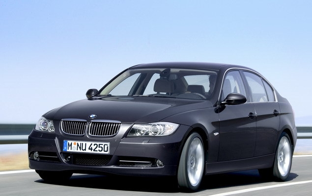 BMW_3 Series Sedan_325i