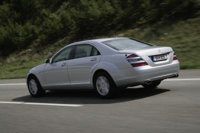 M-Benz_S-Class_S300L