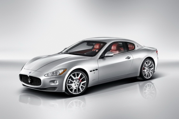 Maserati_Gran Turismo_標準款