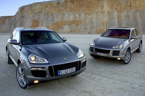 Porsche_Cayenne_Turbo