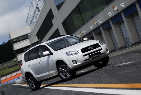 Toyota_RAV4_2.4 J 2WD