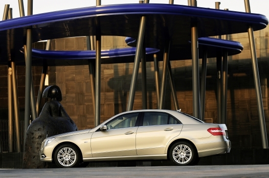 M-Benz_E-Class Sedan_E200 CGI Elegance