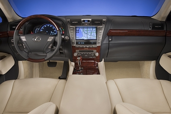 Lexus_LS_600hL五人座OTTOMAN