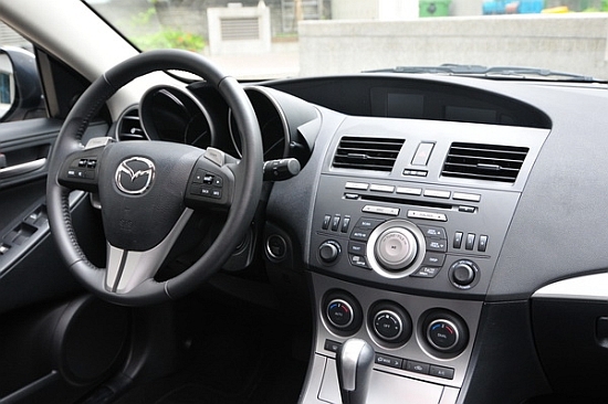 Mazda_3 5D_2.0 頂級型