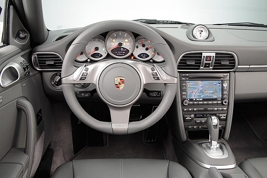 Porsche_911 Carrera 4_Coupe