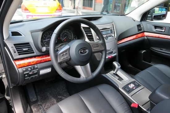 Subaru_Outback_2.5i