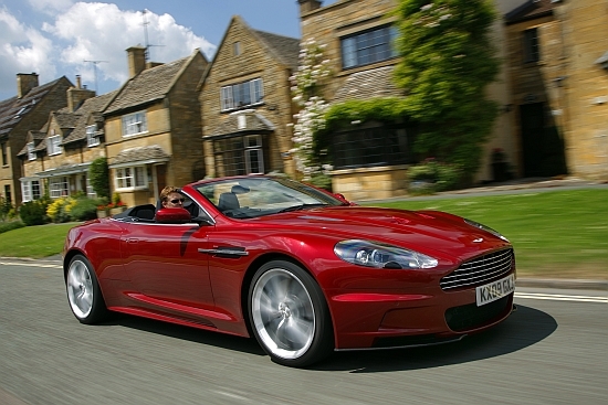 Aston Martin_DBS_Volante