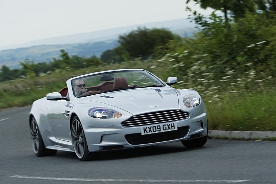 Aston Martin_DBS_Volante