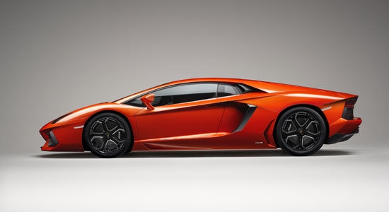 Lamborghini_Aventador_LP 700-4