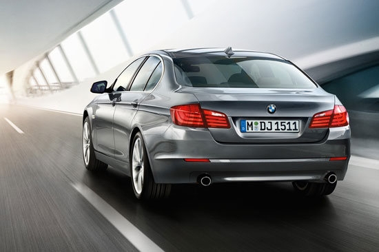 BMW_5-Series Sedan_550i