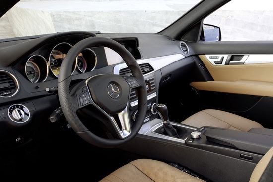 M-Benz_C-Class Sedan_C300 BlueEFFICIENCY Avantgarde