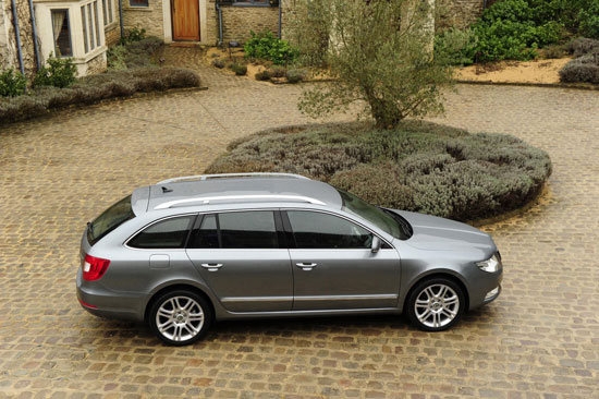 Skoda_Superb Combi_3.6 V6 L&K