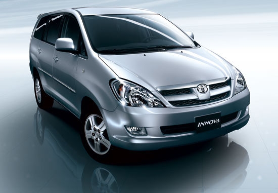 Toyota_Innova_2.0 J手排