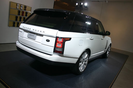 Land Rover_Range Rover_3.0 TDV6 Vogue