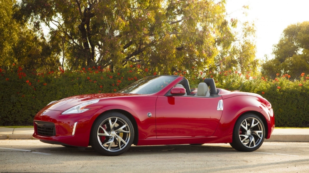 Nissan_370Z Roadster_3.7