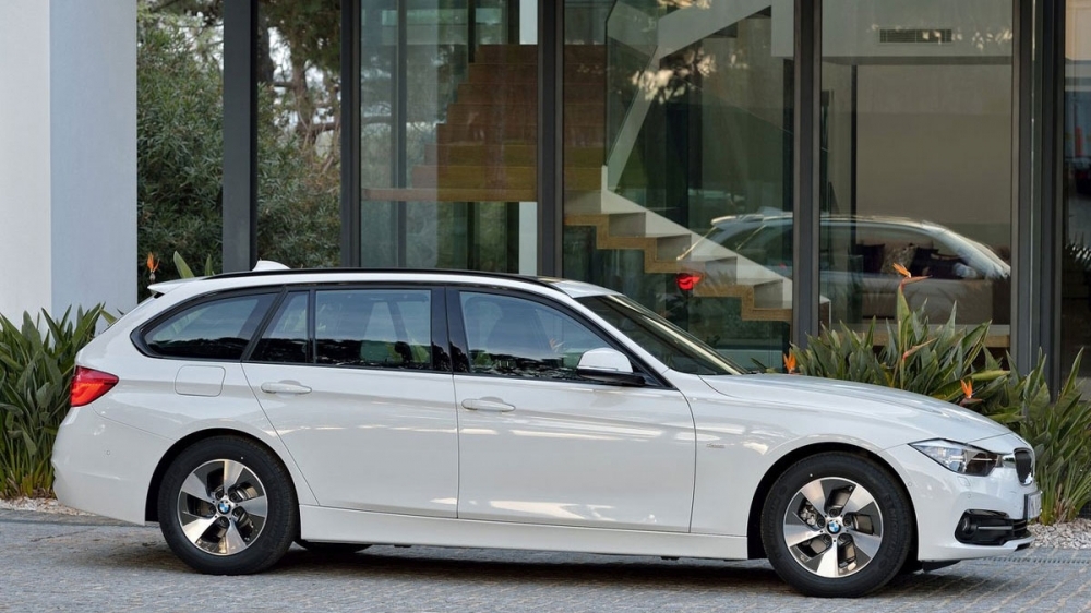 2019 BMW 3-Series Touring 318i