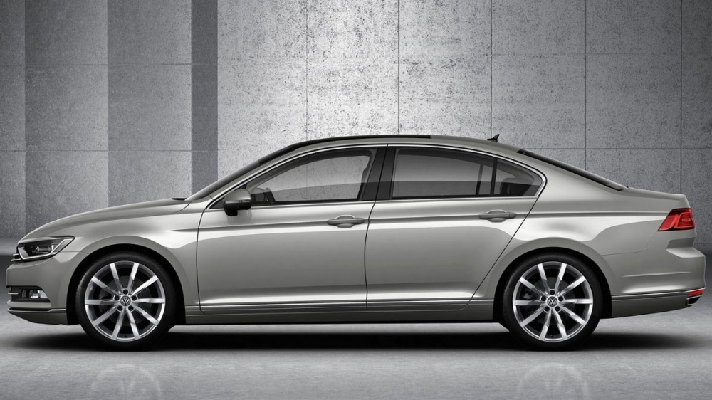 Volkswagen_Passat Sedan_330 TSI BMT HL