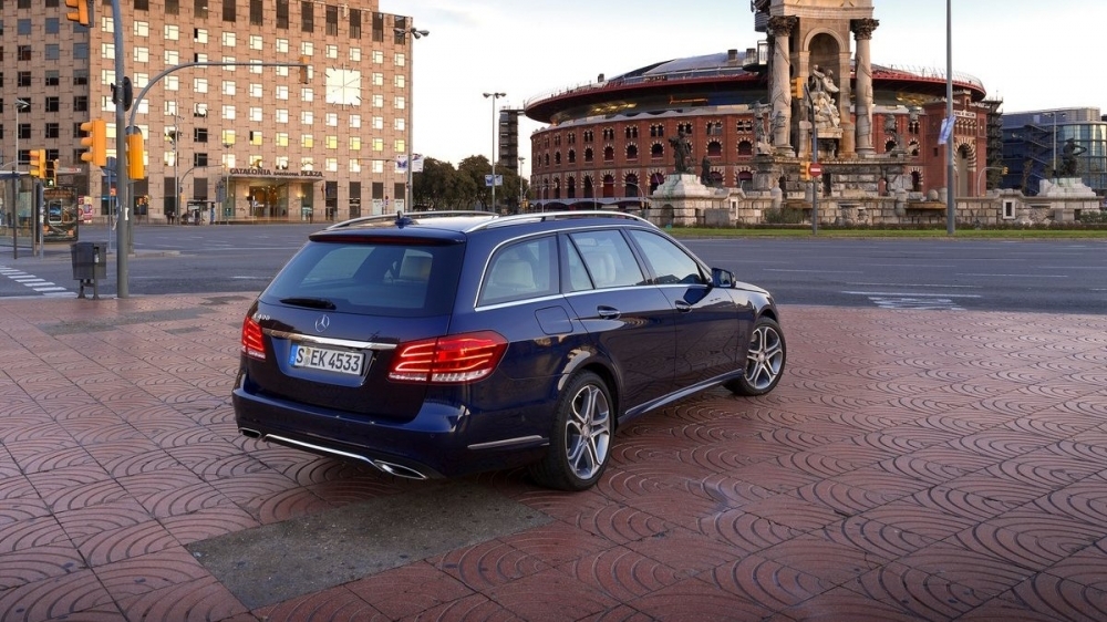 M-Benz_E-Class Estate_E200 Avantgarde