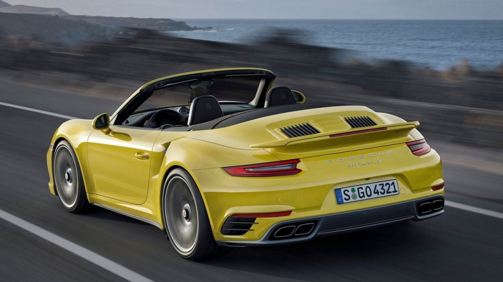 2019 Porsche 911 Turbo S Cabriolet