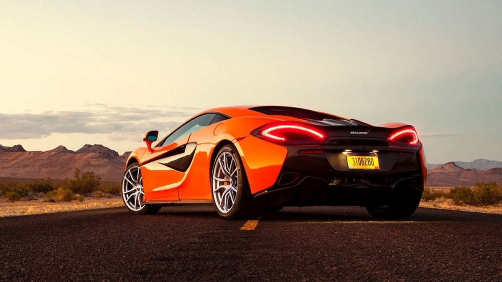 2019 McLaren 570 S V8