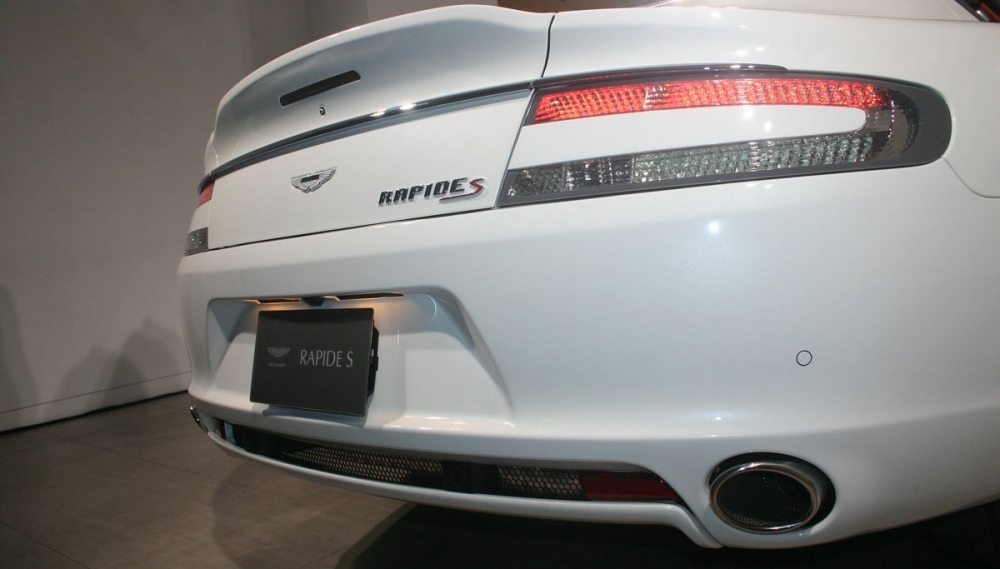 Aston Martin_Rapide_S 6.0 V12